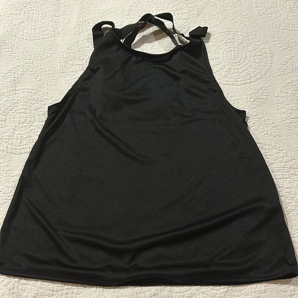 soulcycle Tops - Soulcycle Black Thick Strappy Back Tank Athletic. New. Size Medium
